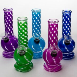 6″ hollow base glass water bong