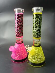 20" Swirl Glass Beaker Bong | Water Pipes For Sale | Free NZ Shipping
