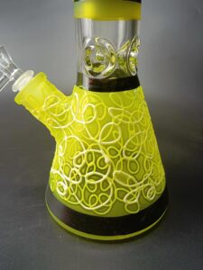 20" Swirl Glass Beaker Bong | Water Pipes For Sale | Free NZ Shipping