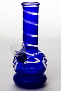 6″ glass water bong