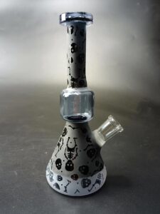 7" Funny Pattern Glass Beaker Bong/Water Pipes For Sale | Free NZ Shipping
