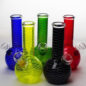 6″ glass water bong