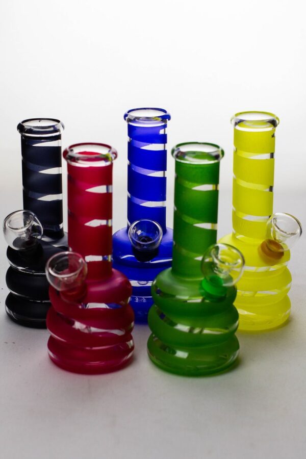 6″ glass water bong