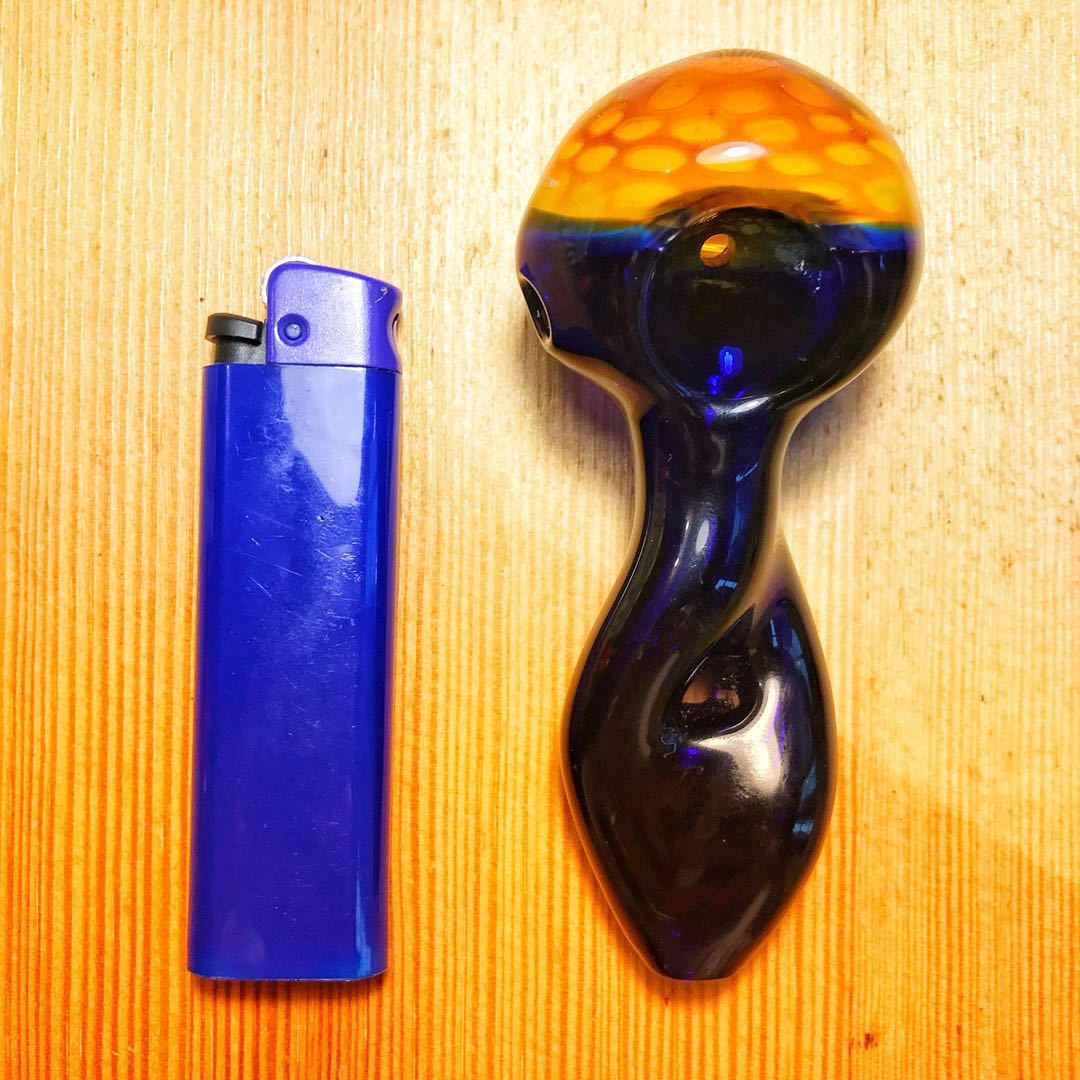 Two Tone Skinny Glass Pipe/Weed Bowls | Pipes For Sale | Free NZ Shipping