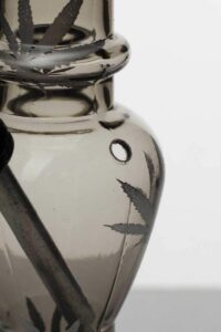 7″ acrylic water pipe with grinder