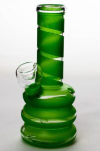 6″ glass water bong