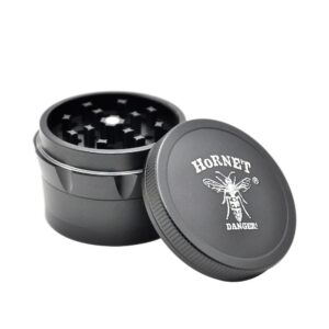 Hornet Herb Grinder 4 Layer 63Mm (3 Color) - Black