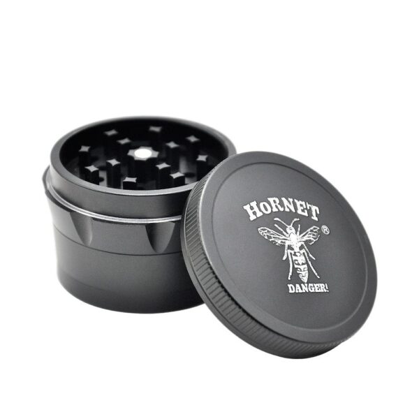 Hornet Herb Grinder 4 Layer 63Mm (3 Color) - Black