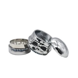 Silver Skull Novelty Herb Grinder 3 Layer 41Mm