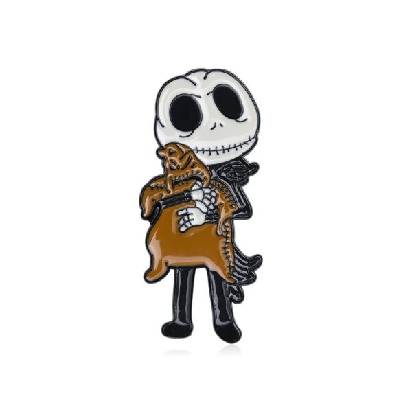 Scaring Skull Enamel Pin