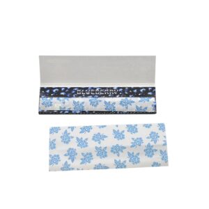 Hornet Kingsize Blueberry Flavored Rolling Paper Box of 25 Booklets/800 sheets