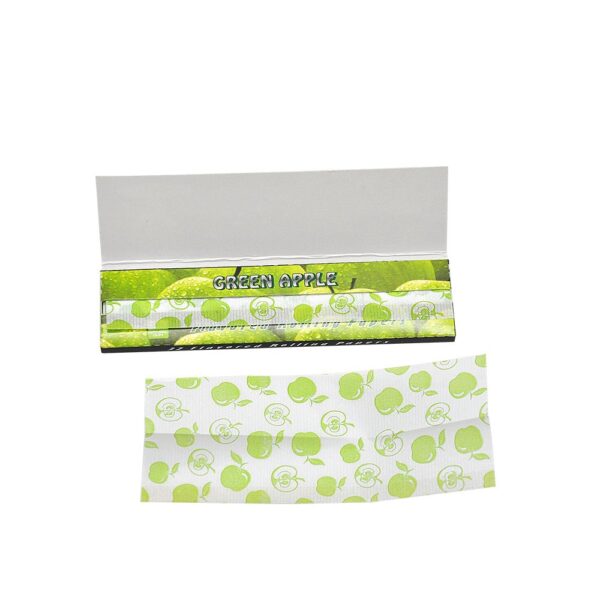 Hornet Kingsize Green Apple Flavored Rolling Paper Box of 25 Booklets/800 sheets